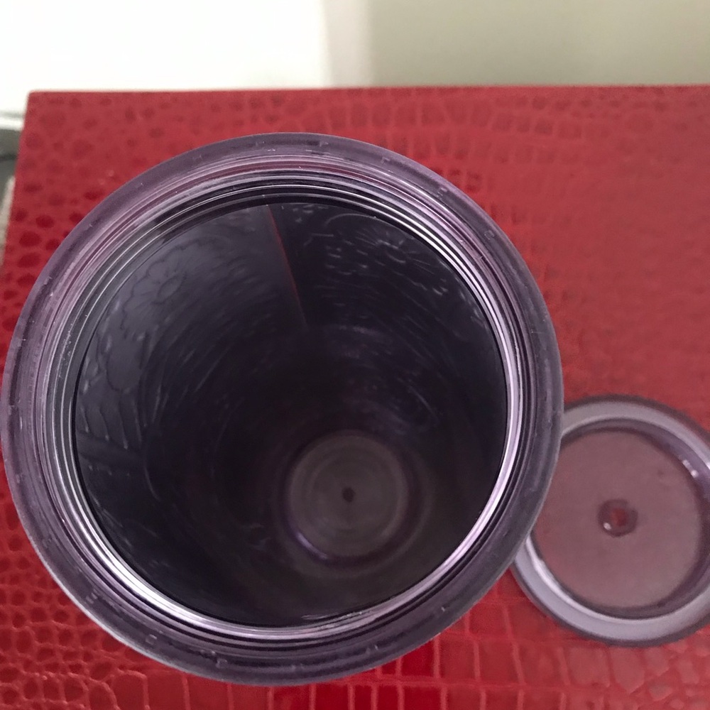 Starbucks cup - Picture 2 of 4